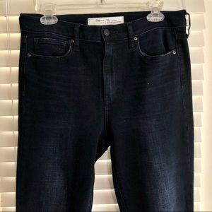 Gap Super High-Waisted Jeans, Size 30 Tall